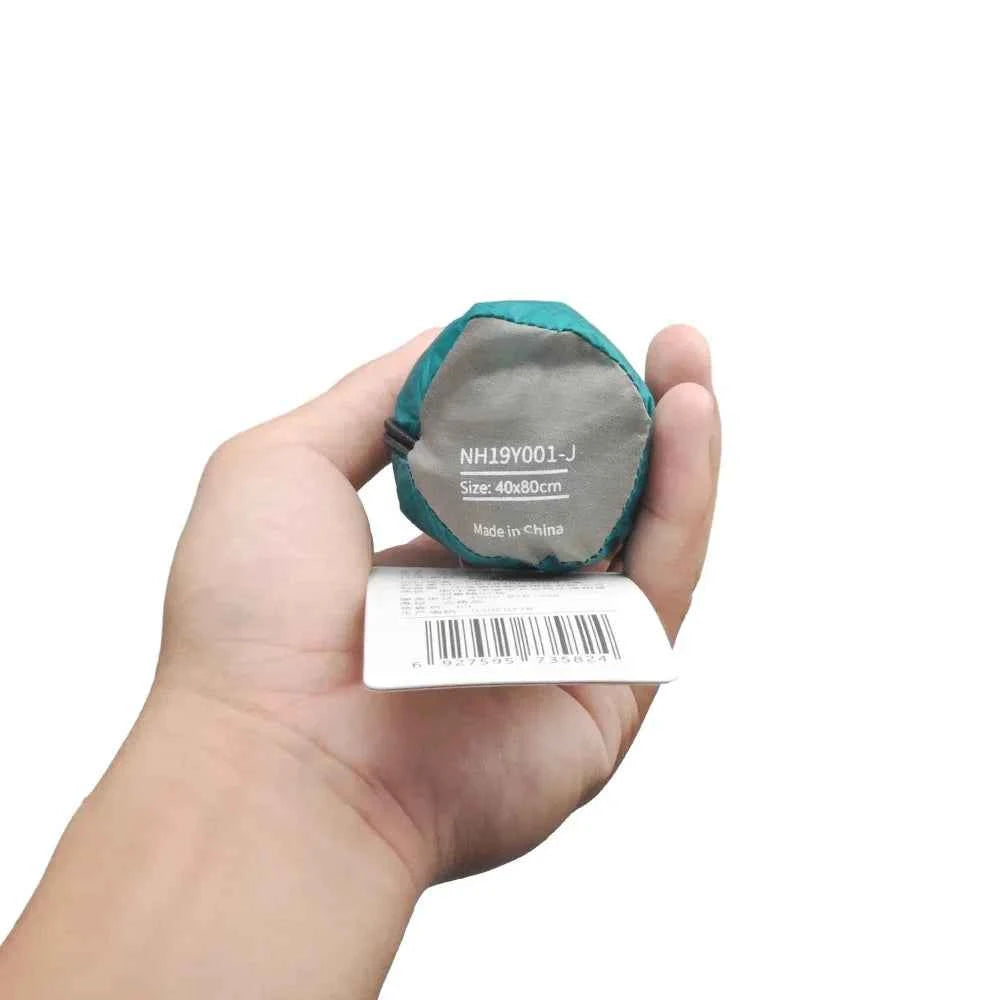 Quick-Dry Microfiber Towel: Lightweight & Portable for Travel & Sports